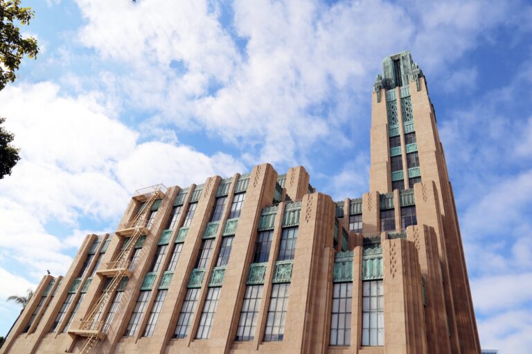 Khuôn viên lịch sử của Southwestern Law School tại Los Angeles