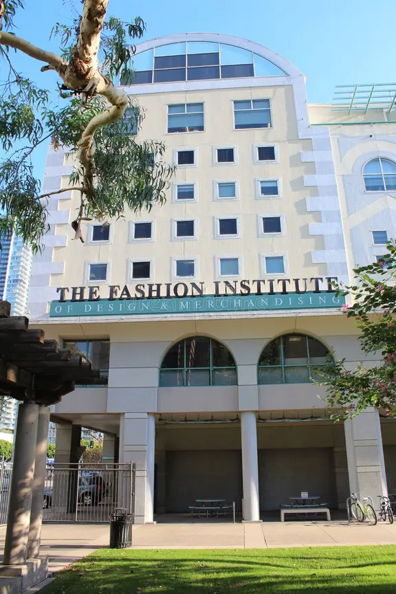 Review FIDM/Fashion Institute of Design & Merchandising: Nơi đam mê thời trang chuyển mình thành sự nghiệp rực rỡ 2026