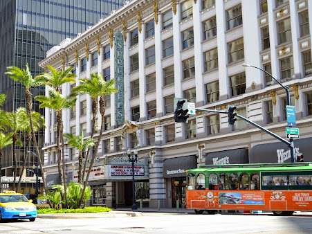 Review Oxford International San Diego: Điểm chạm tri thức tại “America’s Finest City” 2026