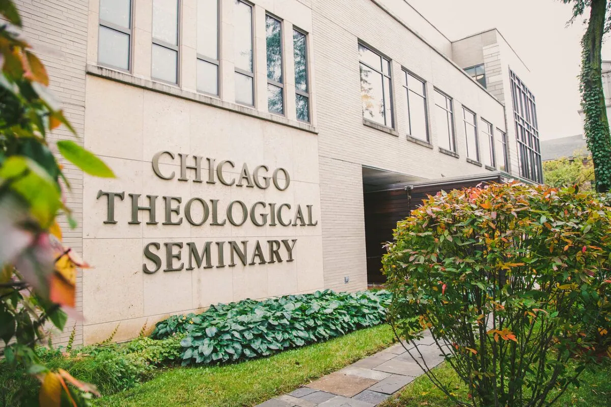 Review Chicago Theological Seminary: Tri thức khai phóng và sứ mệnh phụng sự nhân sinh 2026